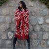PONCHO ATADO A002/04 - ROJO – UN PAÑO - TRAMA Y URDIMBRE FINA CAMPO COMPLETO – SE REALIZA POR PEDIDO - Imagen 4