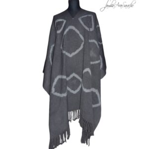 PONCHO DE ARGOLLAS G525 NEGRO- UN PAÑO - TRAMA Y URDIMBRE FINA - DISPONIBLE