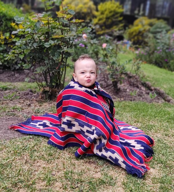 Gintaras Nawalwinaq, hijo de Fabián Frias de México (Poncho Pehuenche “Familia Avar Saracho) Vilnius Lithuania