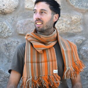 Bufanda N108 “Familia Avar Saracho” Realizada en lana de oveja  DISPONIBLE CON ENVÍO INMEDIATO