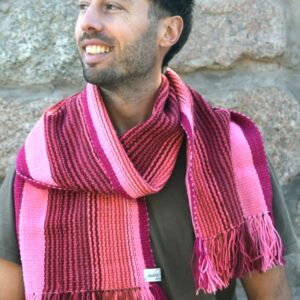 Bufanda N114 “Familia Avar Saracho” Realizada en lana de oveja  DISPONIBLE CON ENVÍO INMEDIATO