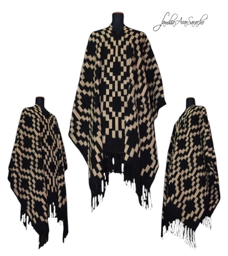 PONCHO ATADO A002/01 - NEGRO - UN PAÑO - TRAMA Y URDIMBRE FINA CAMPO COMPLETO - SOLO POR PEDIDO